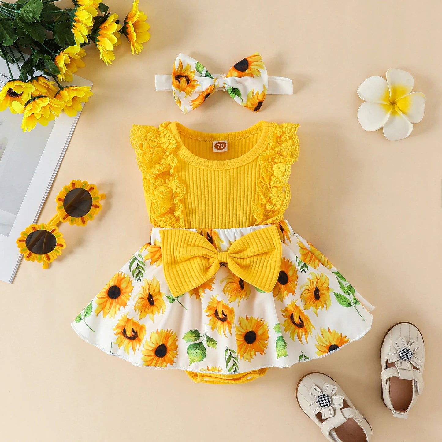 Adorable 2-piece Floral  Baby Romper Dress and Bow Set  0-18M